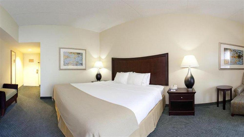 Holiday Inn Express Indianapolis Airport By Ihg Plainfield Ngoại thất bức ảnh
