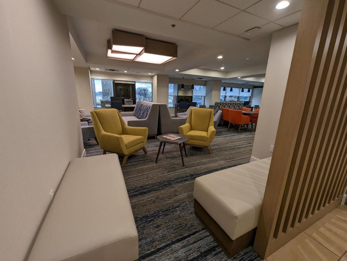 Holiday Inn Express Indianapolis Airport By Ihg Plainfield Ngoại thất bức ảnh