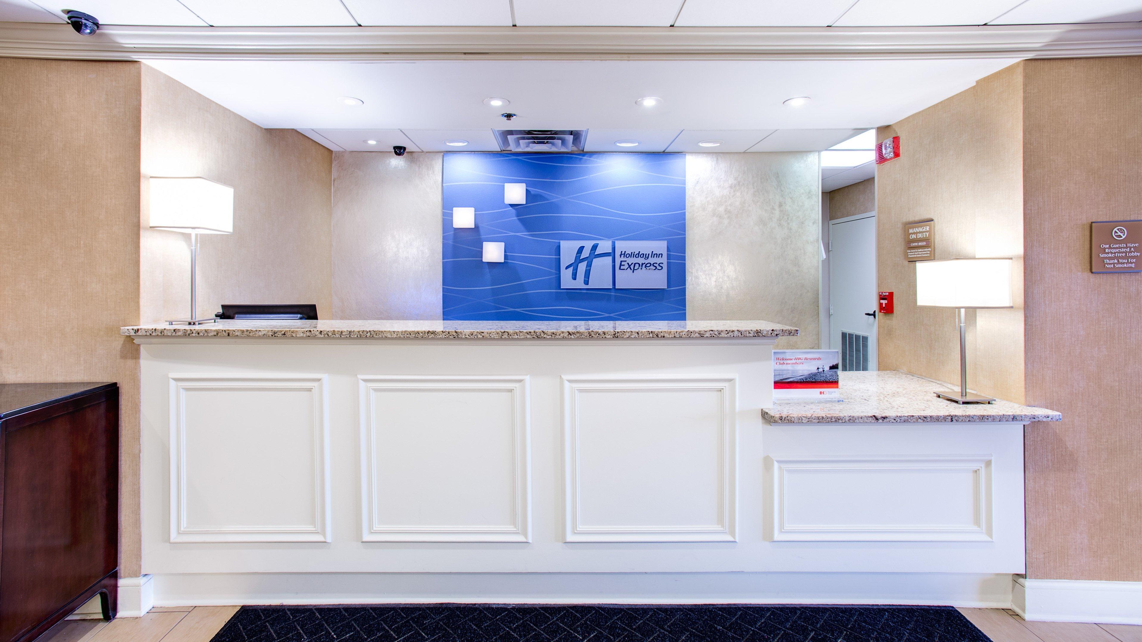 Holiday Inn Express Indianapolis Airport By Ihg Plainfield Ngoại thất bức ảnh