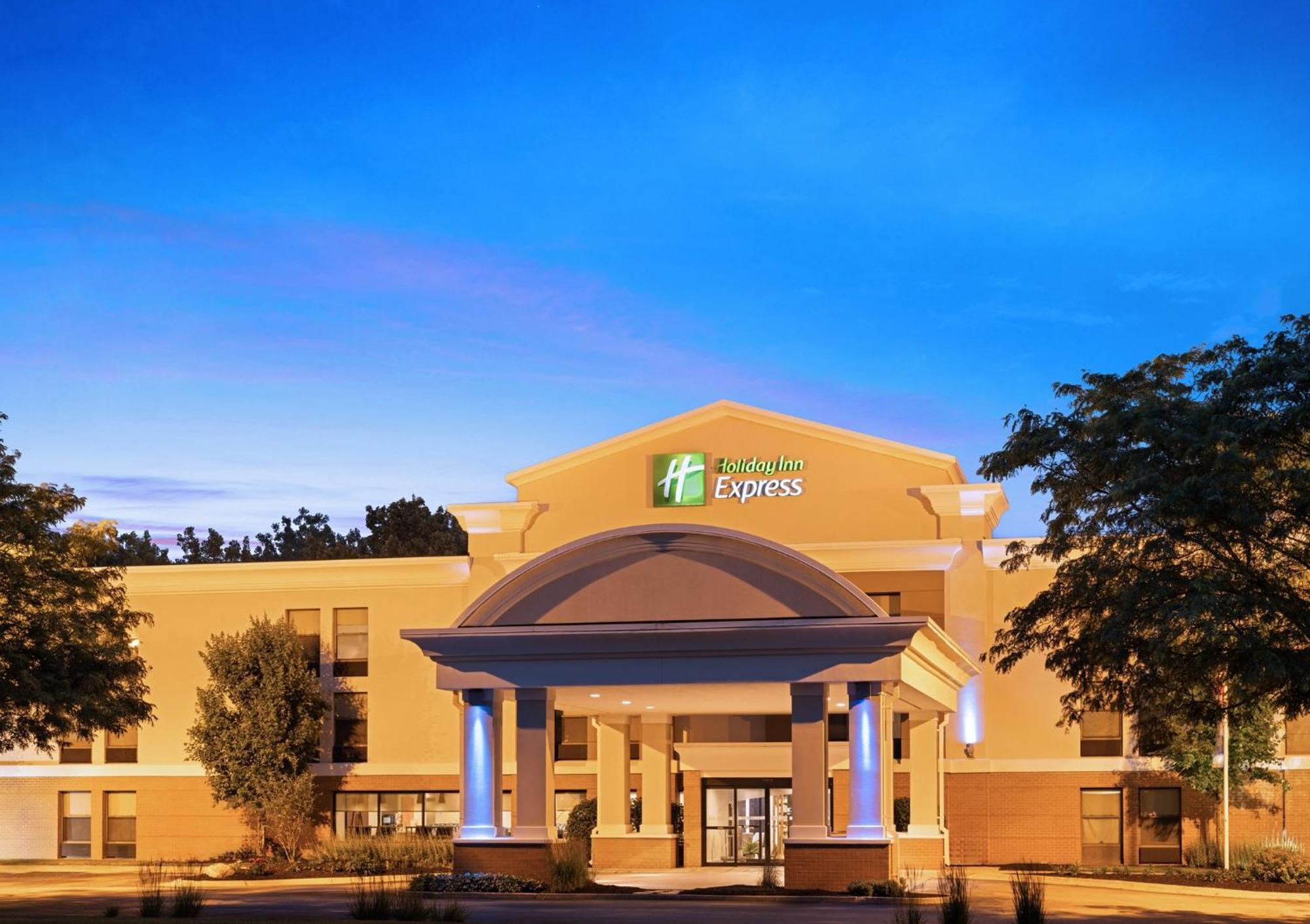 Holiday Inn Express Indianapolis Airport By Ihg Plainfield Ngoại thất bức ảnh
