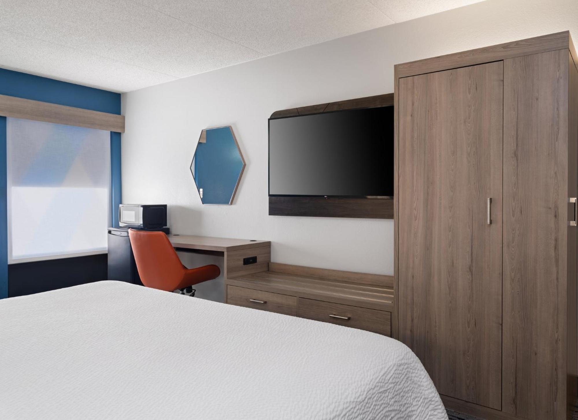 Holiday Inn Express Indianapolis Airport By Ihg Plainfield Ngoại thất bức ảnh